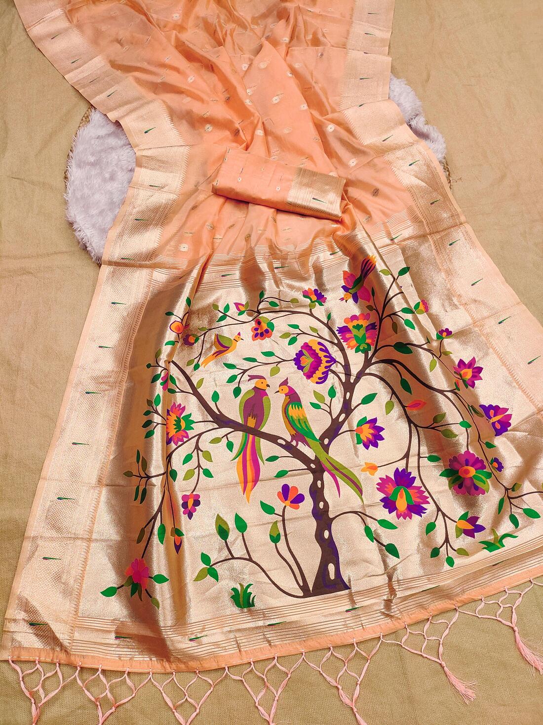 Denouement Peach Paithani Silk Saree With Prodigal Blouse Piece - Image 2