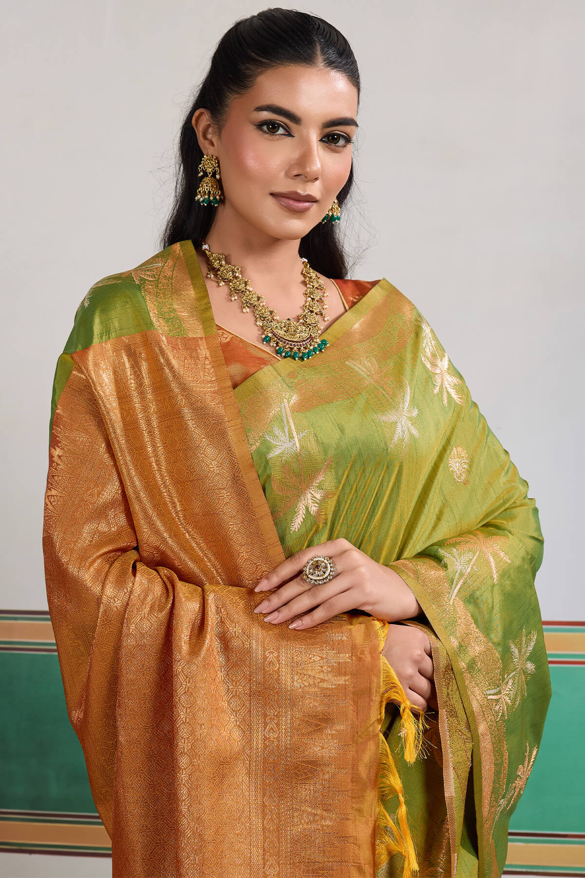 Deserving Green Banarasi Tussar Silk Saree With Magnificat Blouse Piece - Image 2