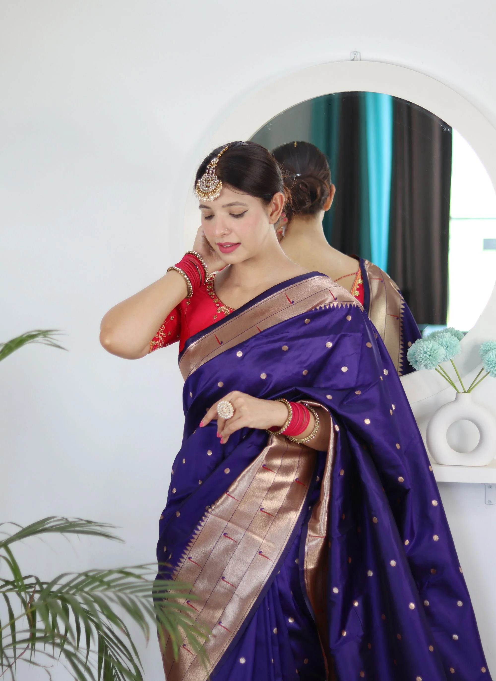 Deserving Navy Blue Paithani Silk Saree With Appealing Blouse Piece - Image 3