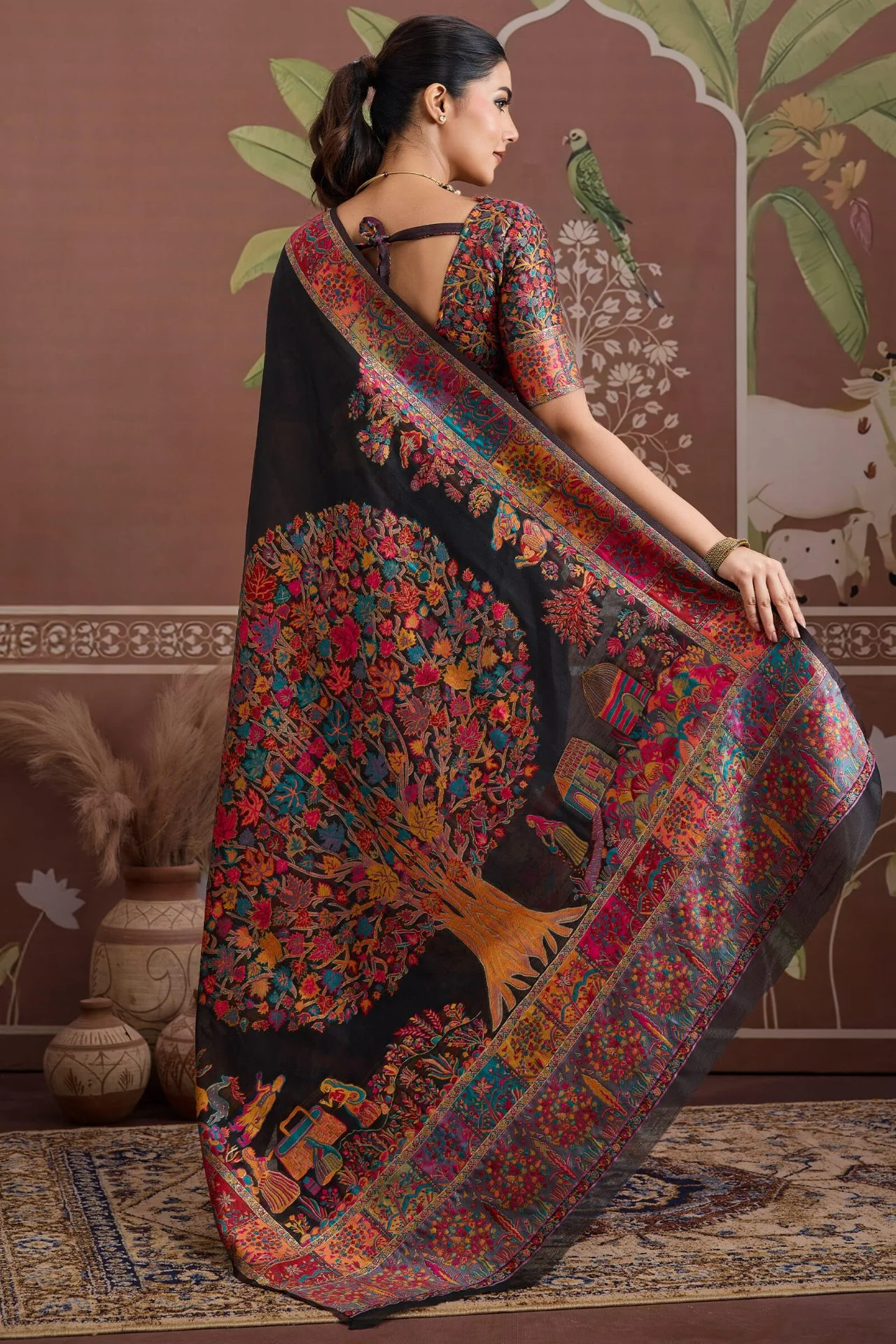Designer Black Pashmina saree With Enticing Blouse Piece - Image 6