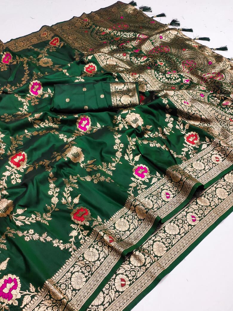 Designer Dark Green Soft Banarasi Silk Saree With Surpassing Blouse Piece - Image 5