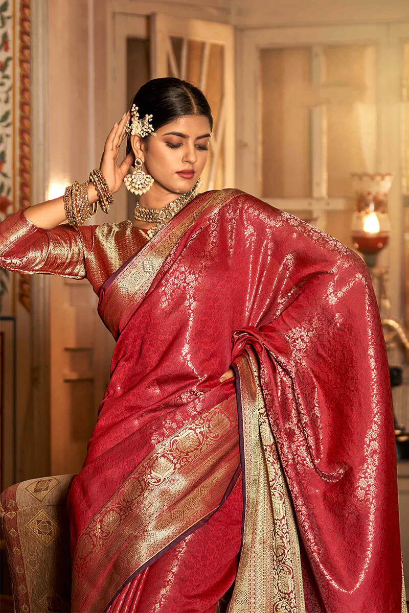 Designer Red Kanjivaram Silk Saree With Arresting Blouse Piece - Image 4