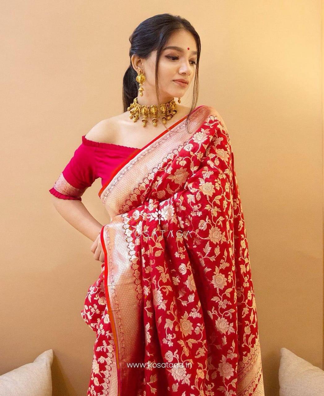 Designer Red Soft Banarasi Silk Saree With Impressive Blouse Piece - Image 5