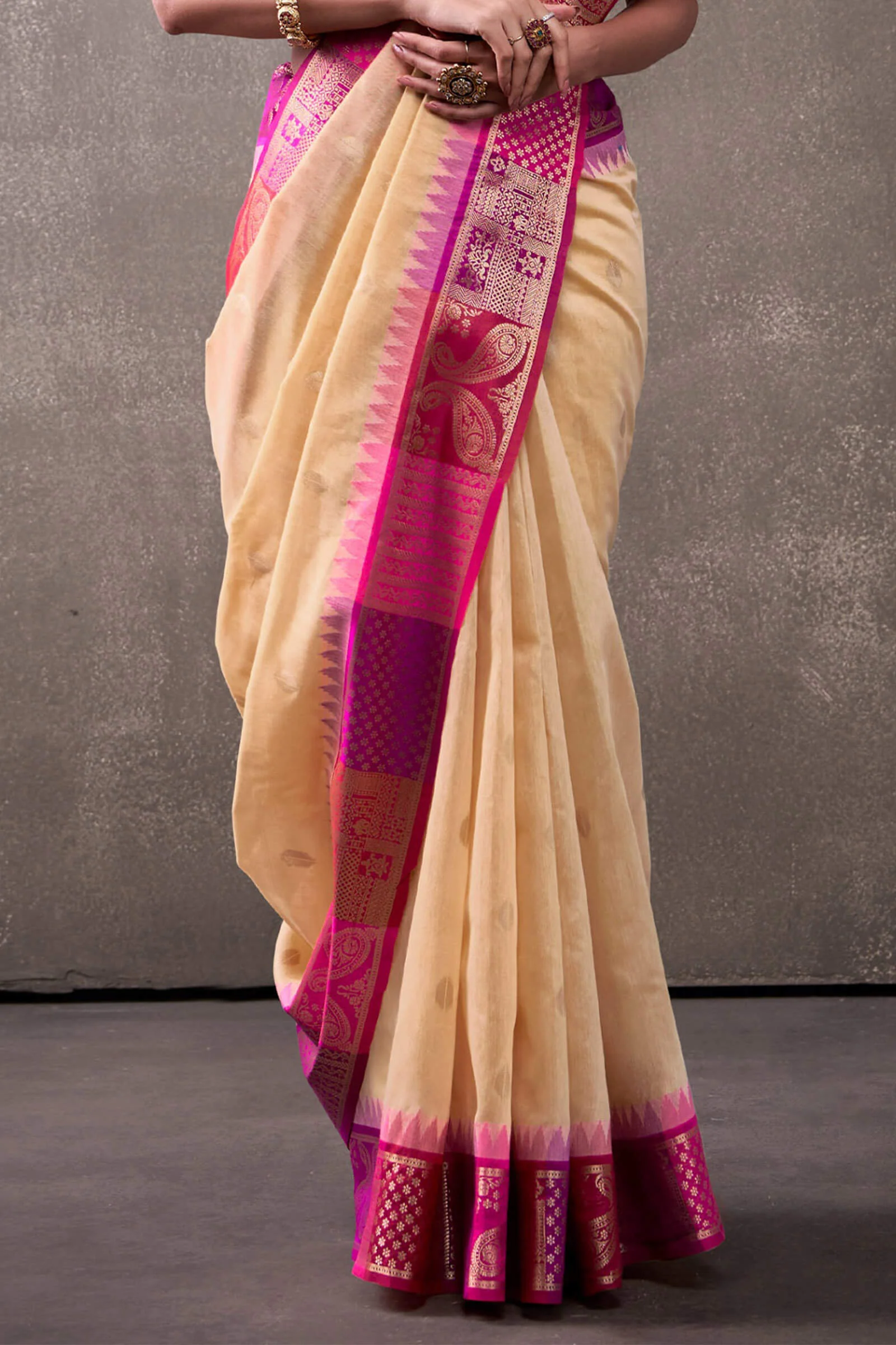 Desirable Yellow Cotton Silk Saree With Amiable Blouse Piece - Image 4