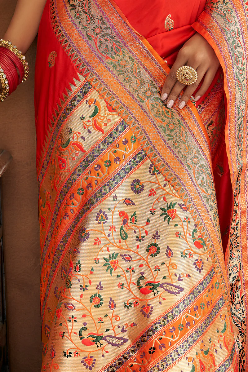 Desuetude Red Soft Banarasi Silk Saree With Imbrication Blouse - Image 4