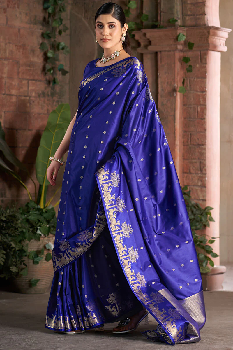 Desuetude Royal Blue Pure Zari Weaving Banarasi Silk Saree With Sumptuous Blouse Piece - Image 3