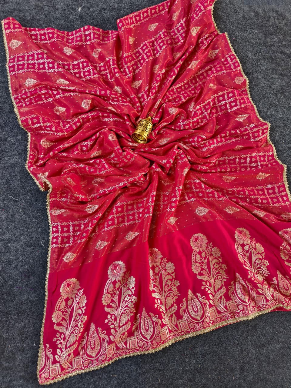 Desultory Dark Pink Banarasi Dola Silk Saree With Ratatouille Blouse Piece - Image 2