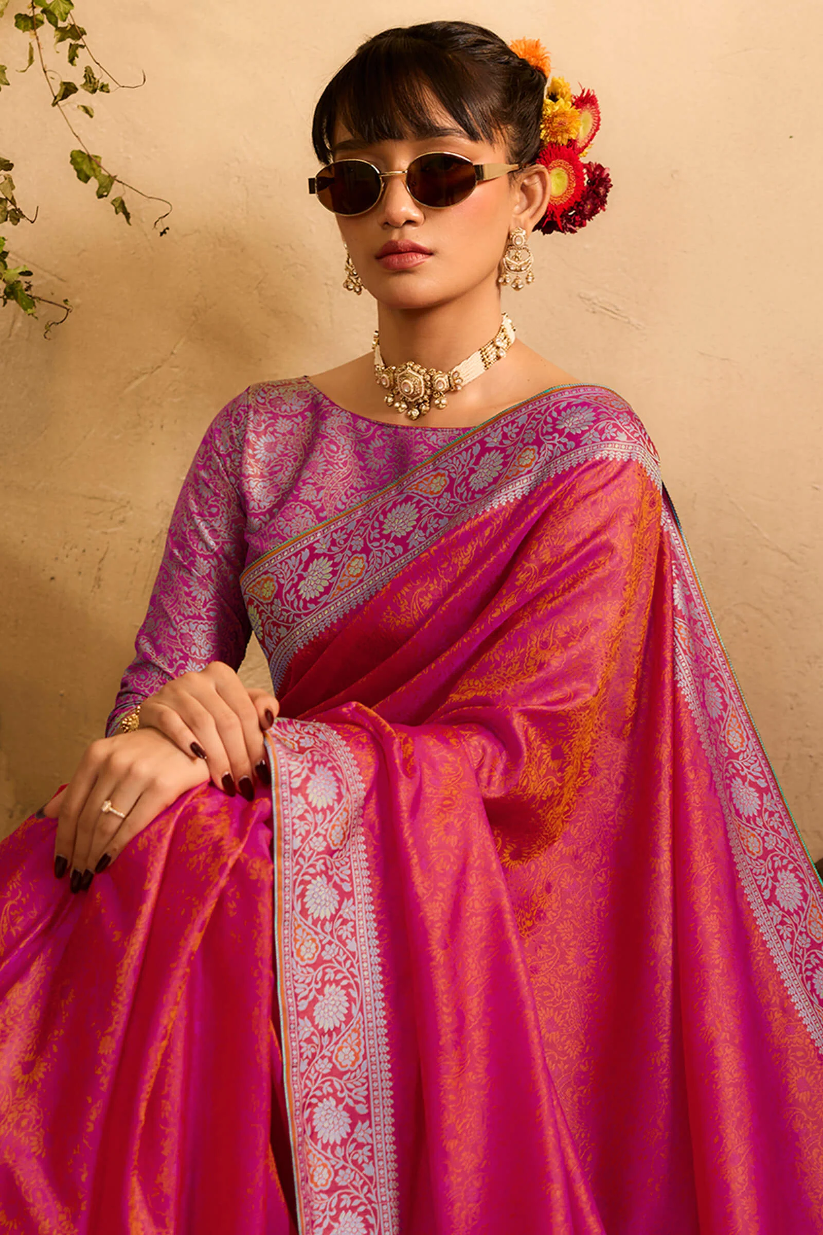 Desultory Dark Pink Kanjivaram Silk Saree With Adorable Blouse Piece - Image 4
