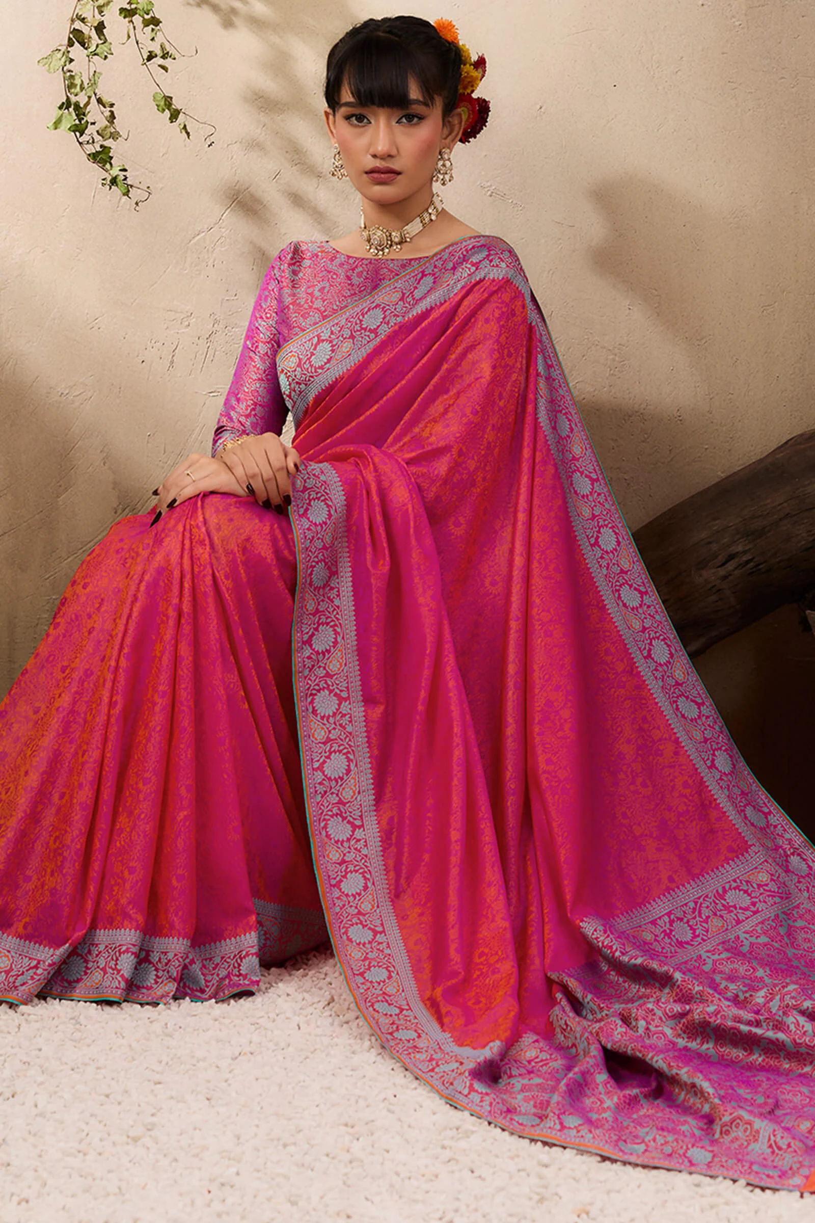 Desultory Dark Pink Kanjivaram Silk Saree With Adorable Blouse Piece - Image 5