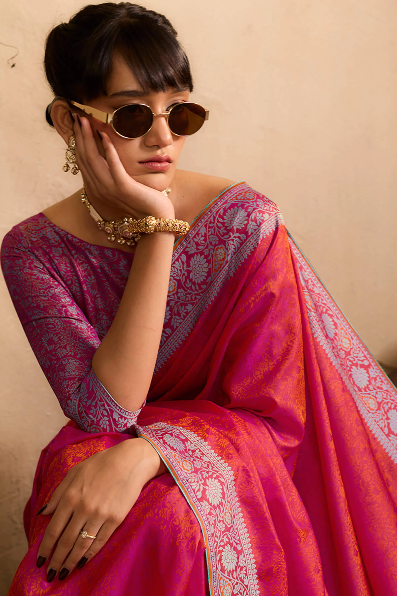 Desultory Dark Pink Kanjivaram Silk Saree With Adorable Blouse Piece - Image 7