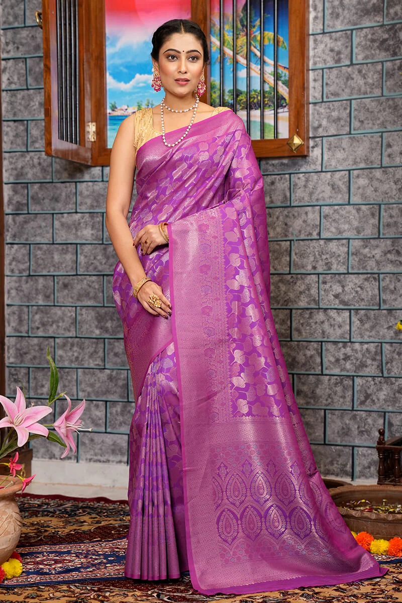 Devastating Purple Kanjivaram Silk Saree With Engaging Blouse Piece - Image 4