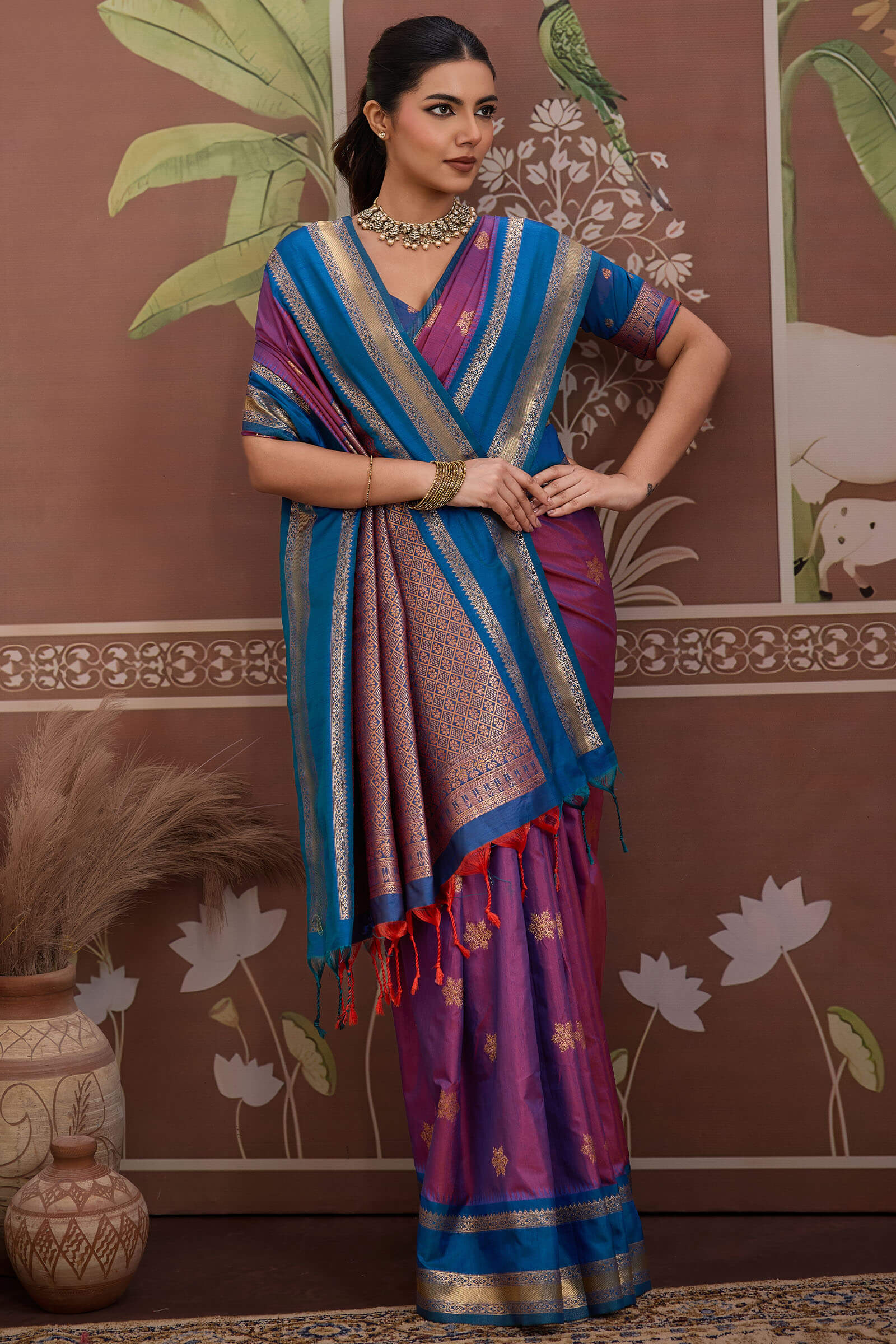 Diaphanous Lavender Banarasi Tussar Silk Saree With Vestigial Blouse Piece - Image 5