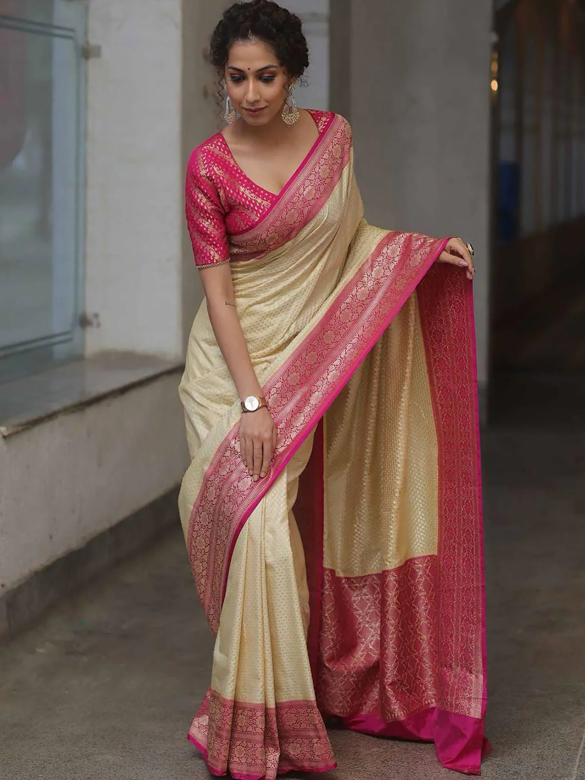 Divine Beige Soft Silk Saree With Marvellous Blouse Piece - Image 3
