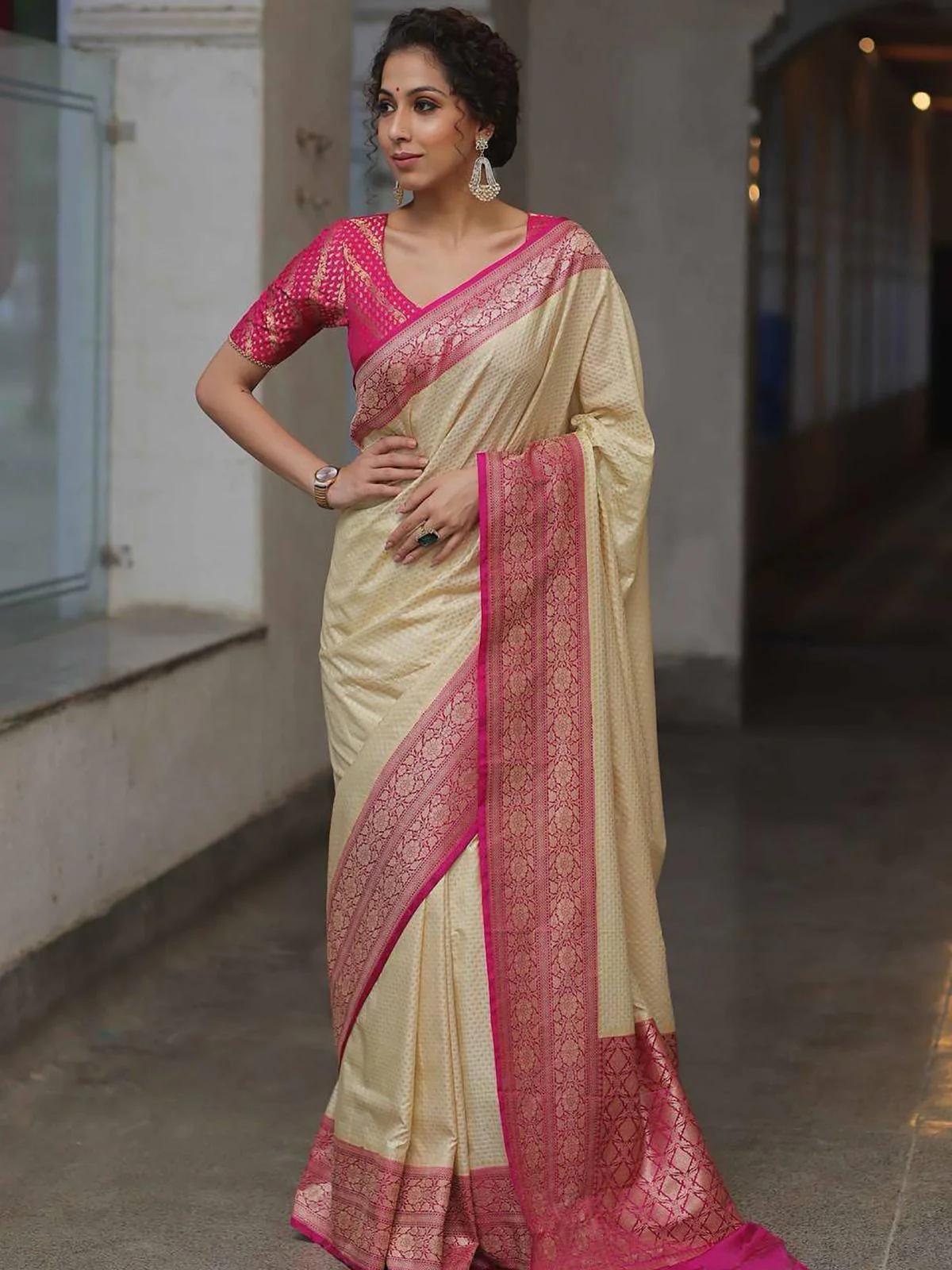 Divine Beige Soft Silk Saree With Marvellous Blouse Piece - Image 5