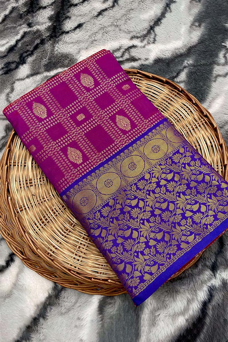 Divine Purple Kanjivaram Silk Saree With Adoring Blouse Piece - Image 2