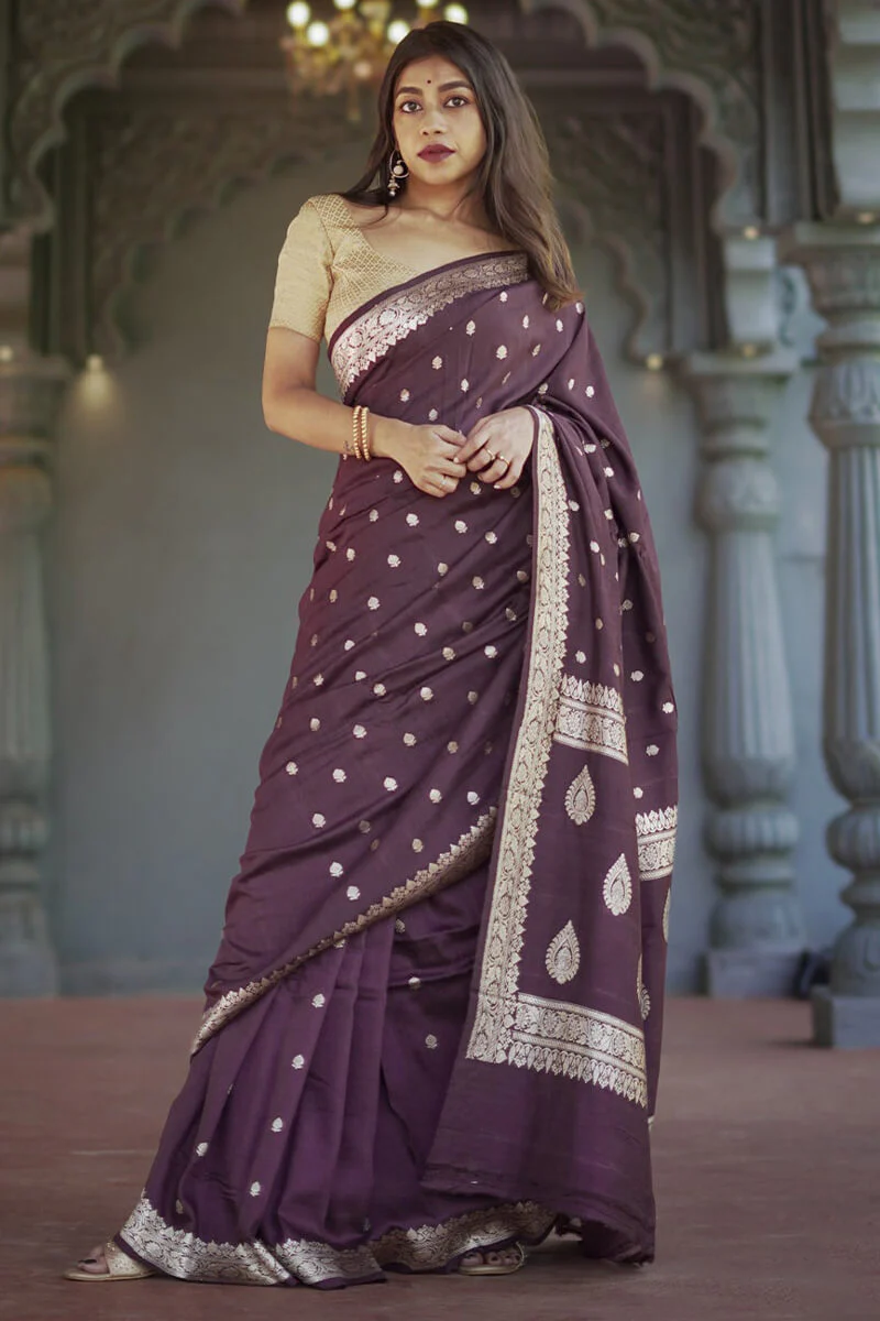 Divine Wine Linen Silk Saree With Prominent  Blouse Piece - Image 3