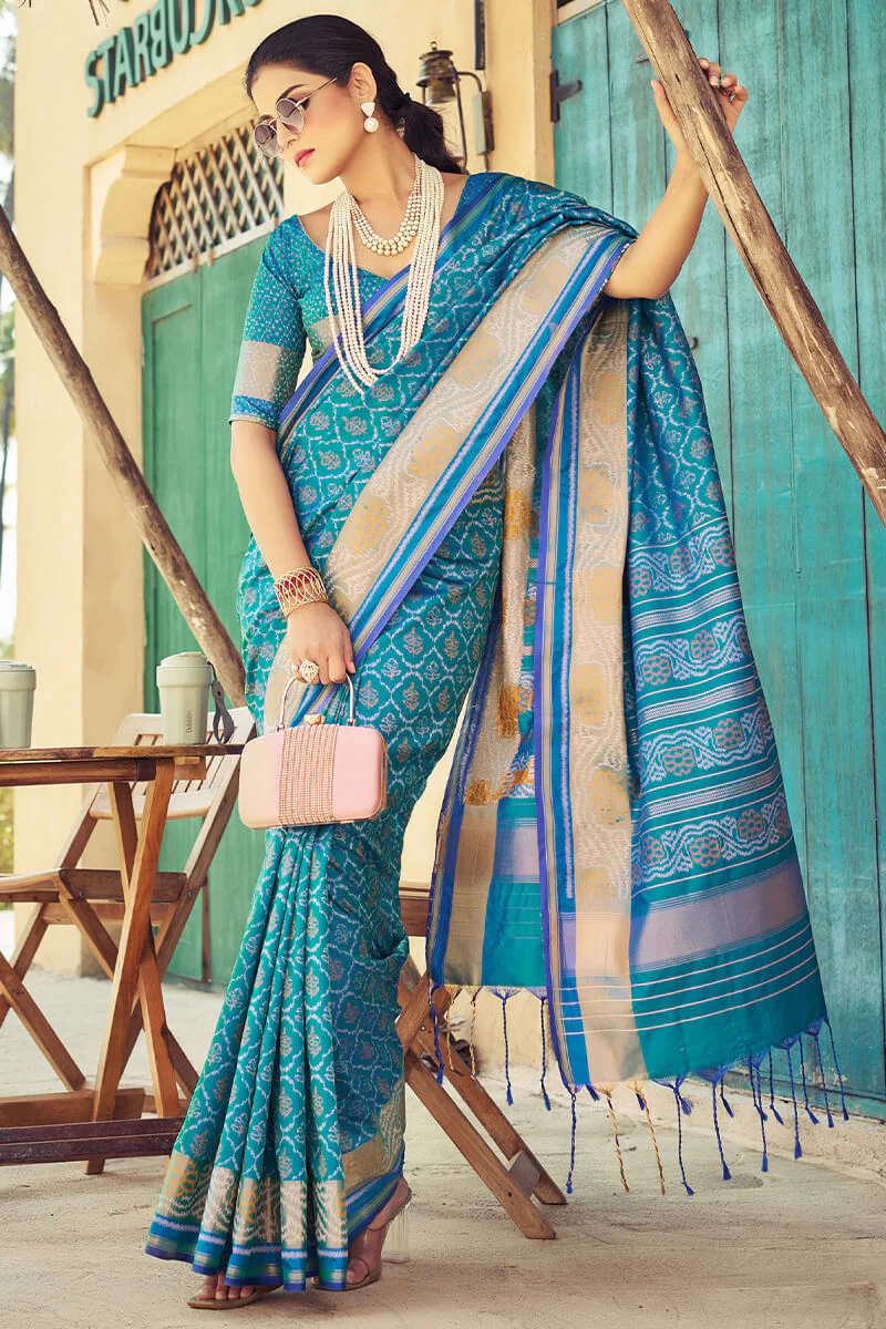 Ebullience Firozi Soft Banarasi Silk Saree With Traditional Blouse Piece - Image 3