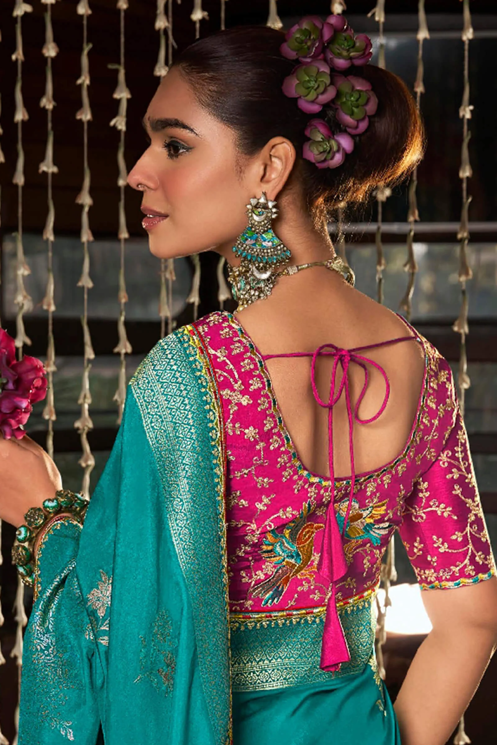 Eclat Sea Green Pure Viscose Dola Silk Saree With Enigmatic Blouse Piece - Image 3