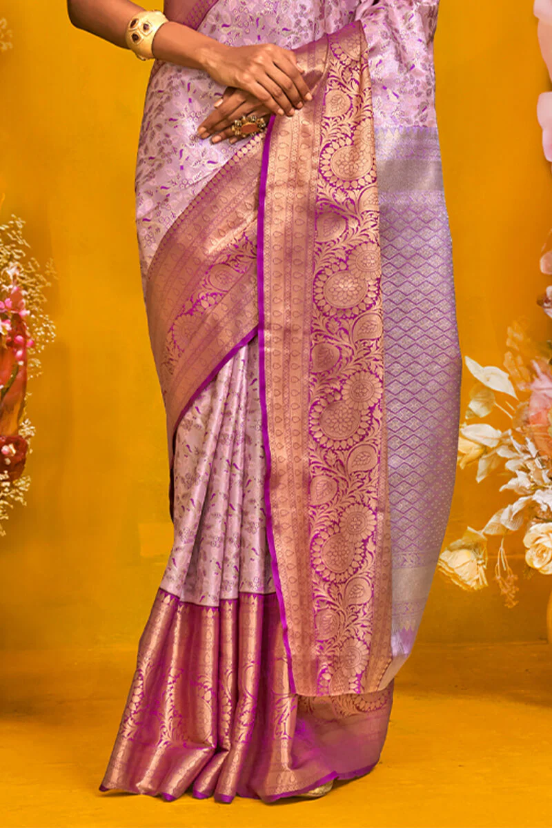 Effervescent Lavender Kanjivaram Silk Saree With Scrumptious Blouse Piece - Image 4