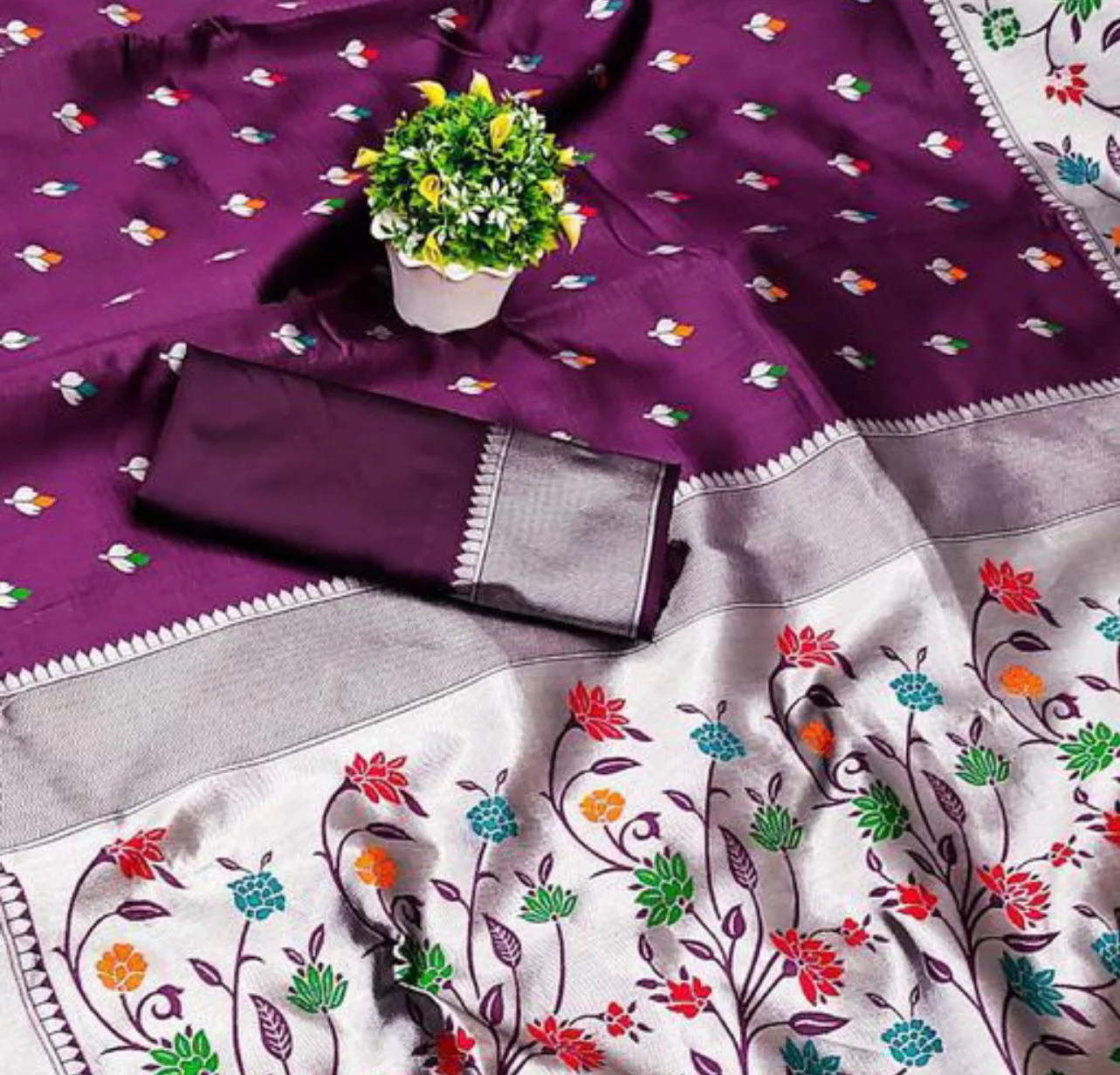 Effervescent Wine Paithani Silk Saree With Eloquence Blouse Piece - Image 3