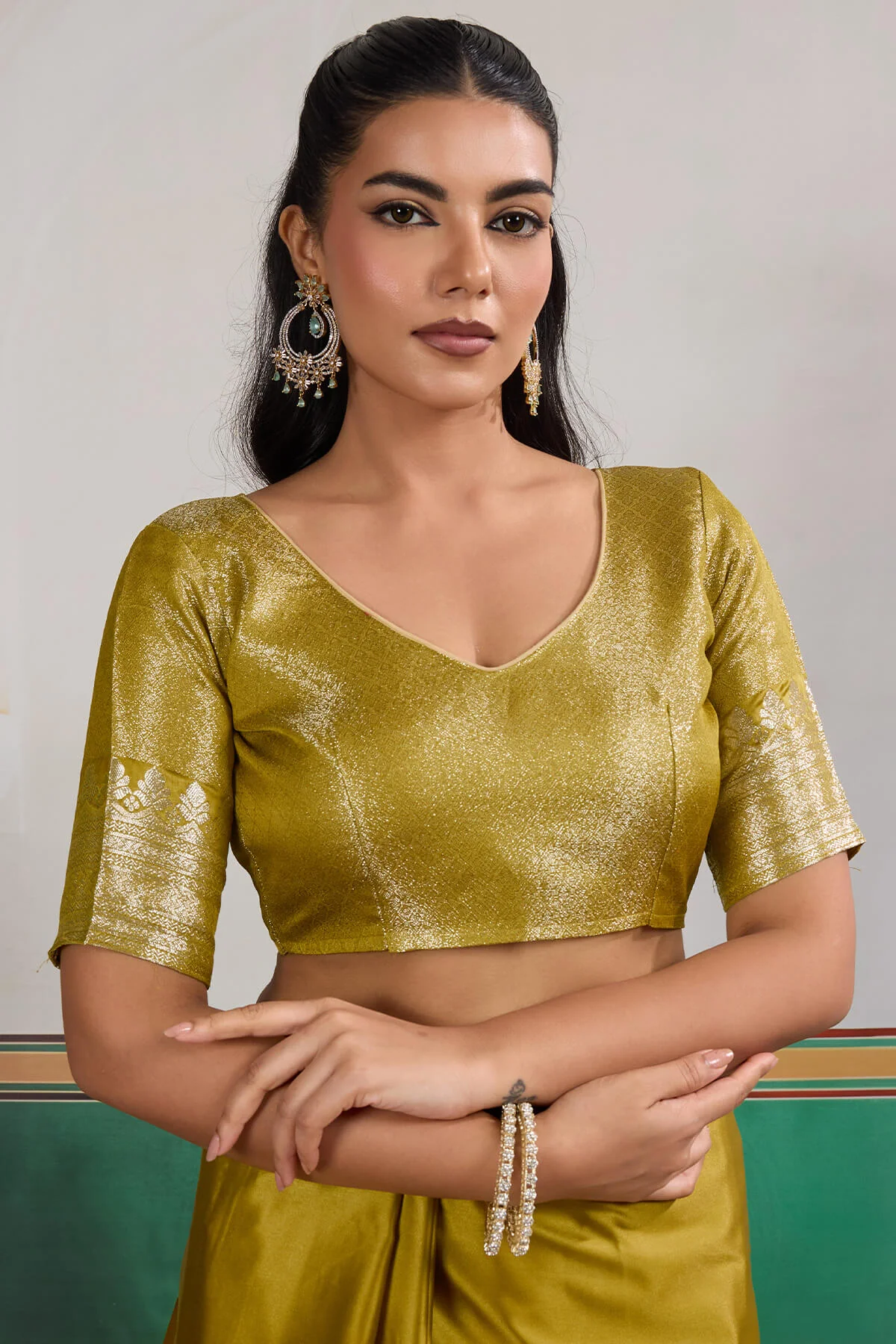 Efflorescence Mustard Banarasi Satin Silk Saree With Comely Blouse - Image 6