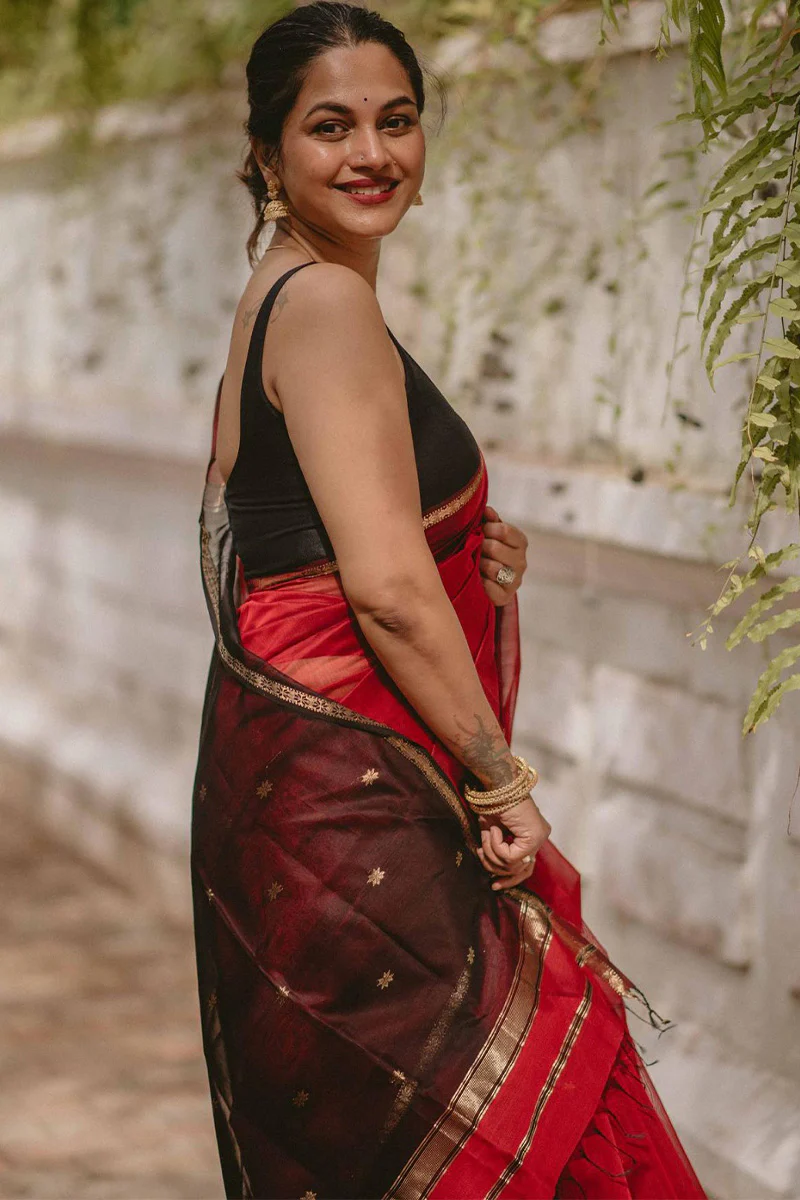 Efflorescence Red Cotton Silk Saree With Lagniappe Blouse Piece - Image 4