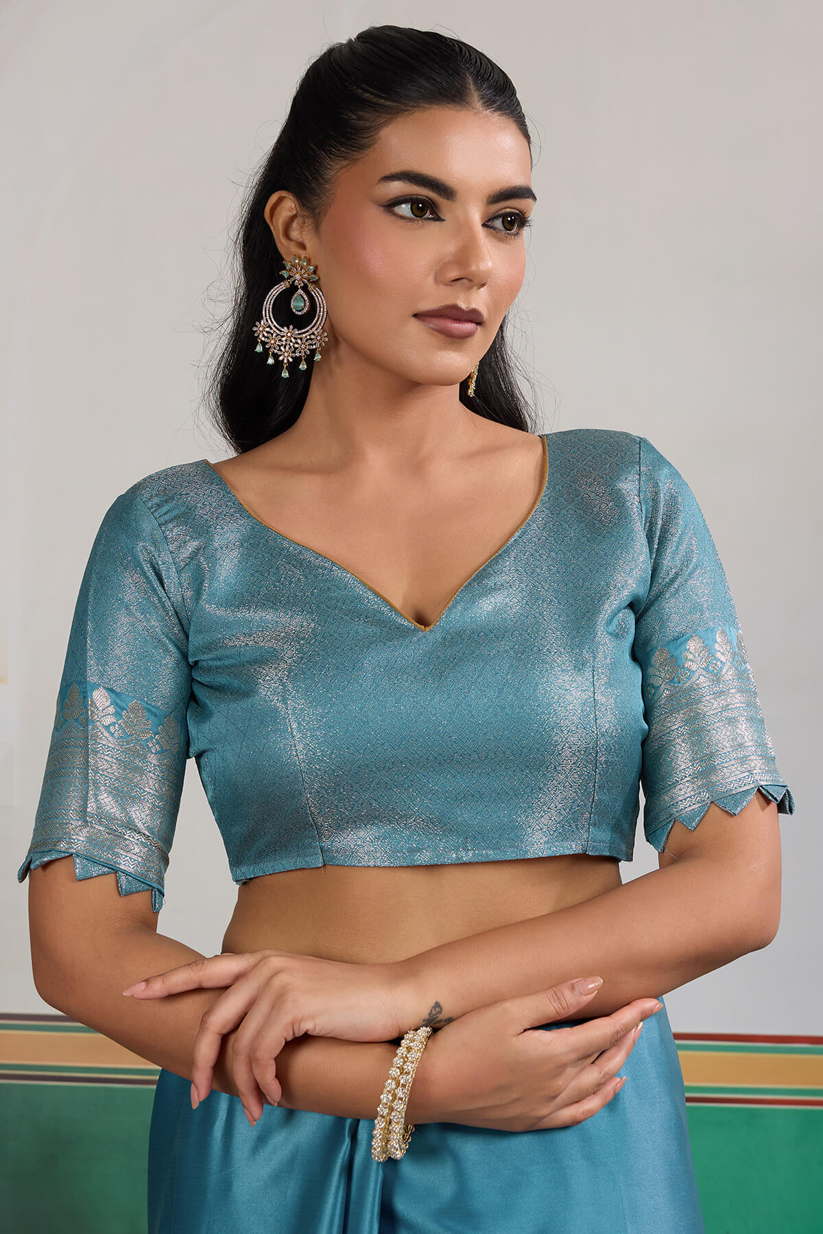 Effulgent Firozi Banarasi Satin Silk Saree With Enamoring Blouse - Image 6