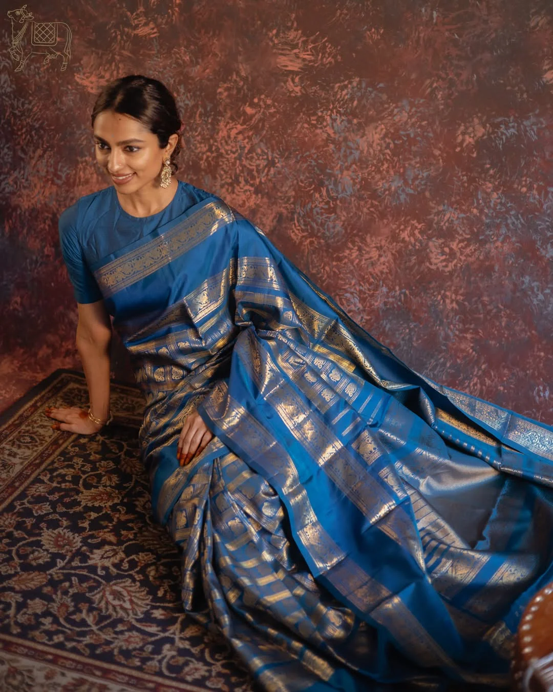 Elegant Blue Pure Zari Weaving Banarasi Silk Saree With Ideal Blouse Piece - Image 3