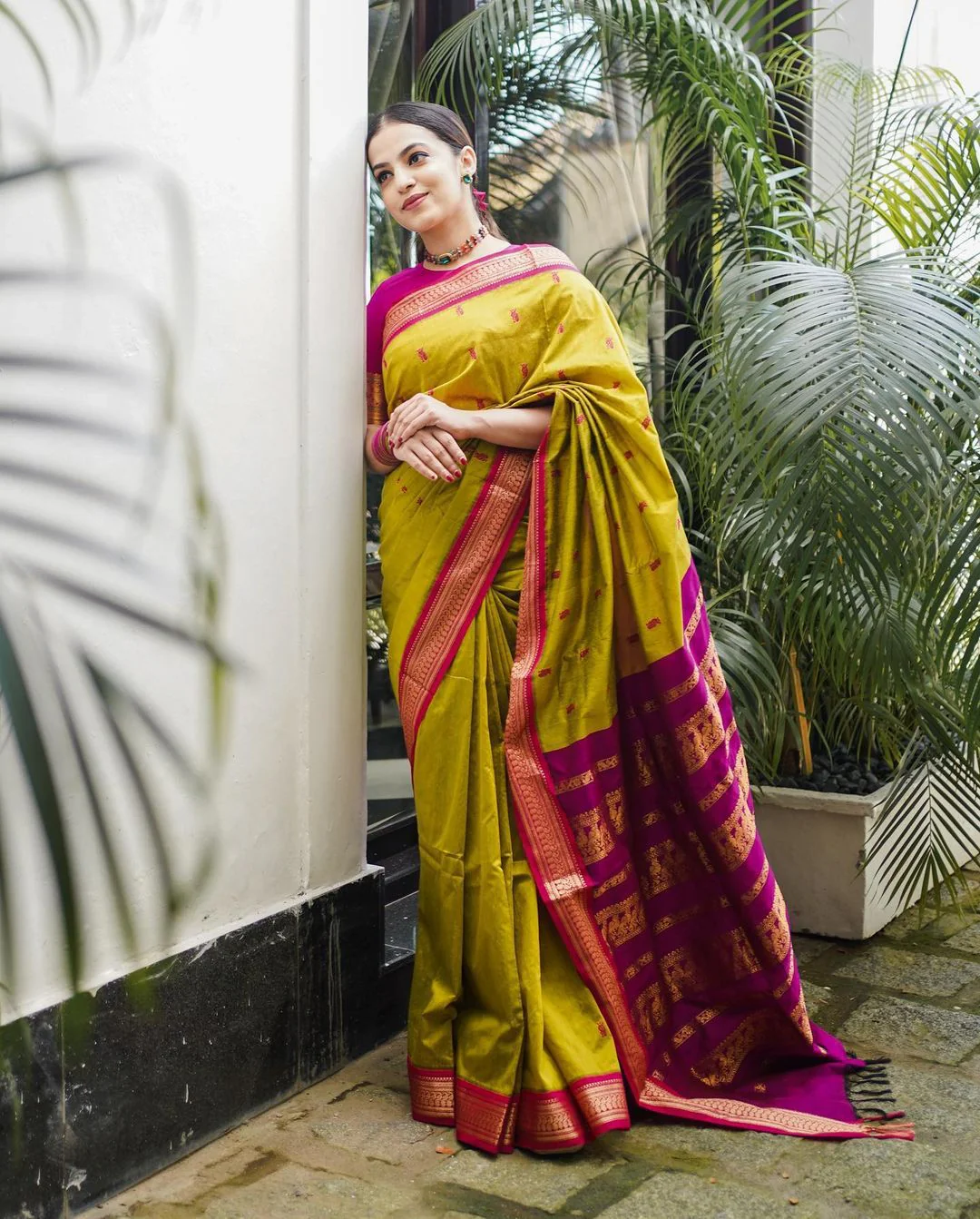 Elegant Mustard Soft Banarasi Silk Saree With Amazing Blouse Piece - Image 3