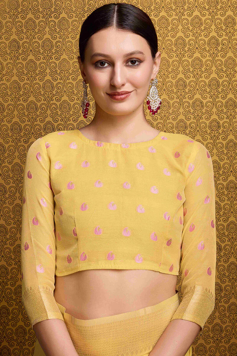 Elegant Yellow Cotton Silk Saree With Mesmeric Blouse Piece - Image 4