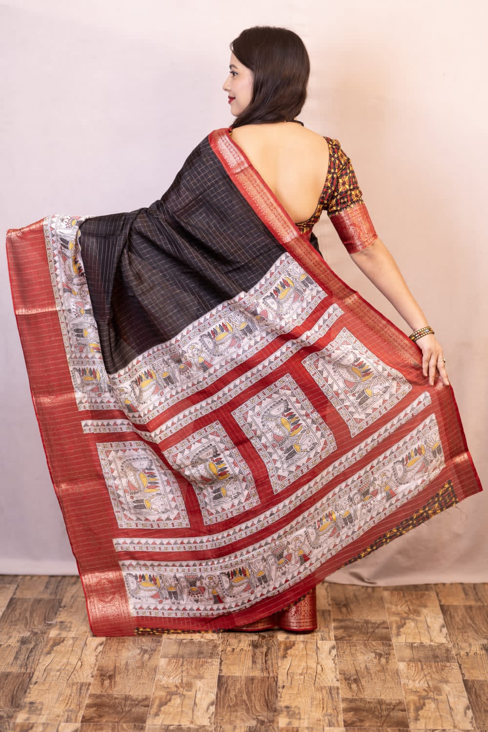 Elision Black Digital Printed Dola Silk Saree With Bucolic Blouse Piece - Image 4