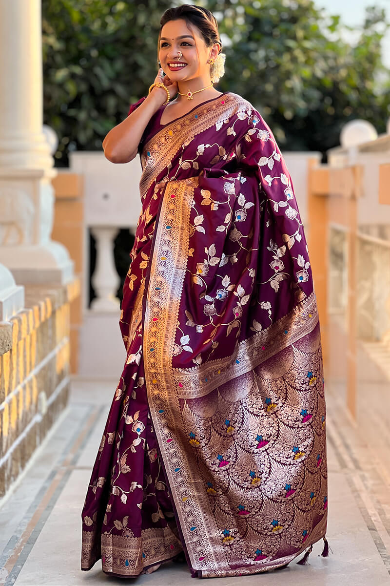 Eloquence Purple Soft Banarasi Silk Saree With Amiable Blouse Piece - Image 5