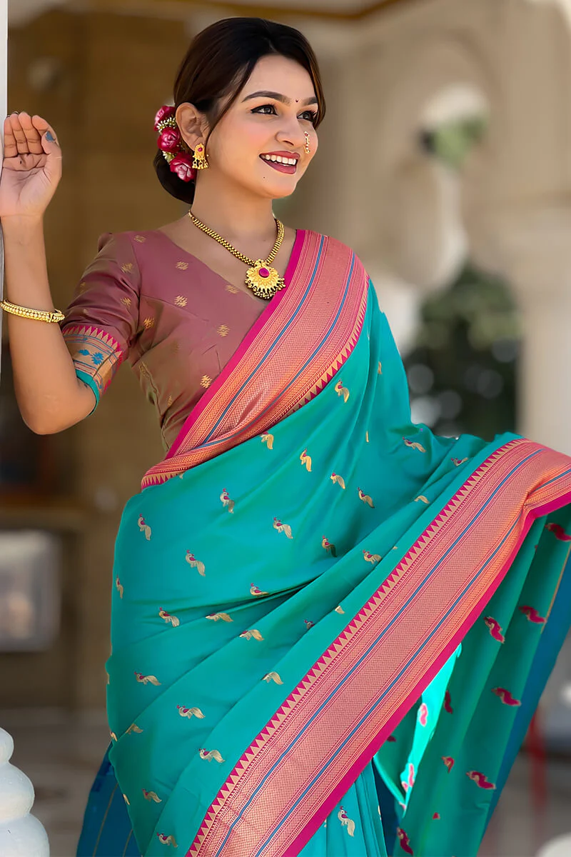 Eloquence Sea Green Paithani Silk Saree With Fugacious Blouse Piece - Image 5