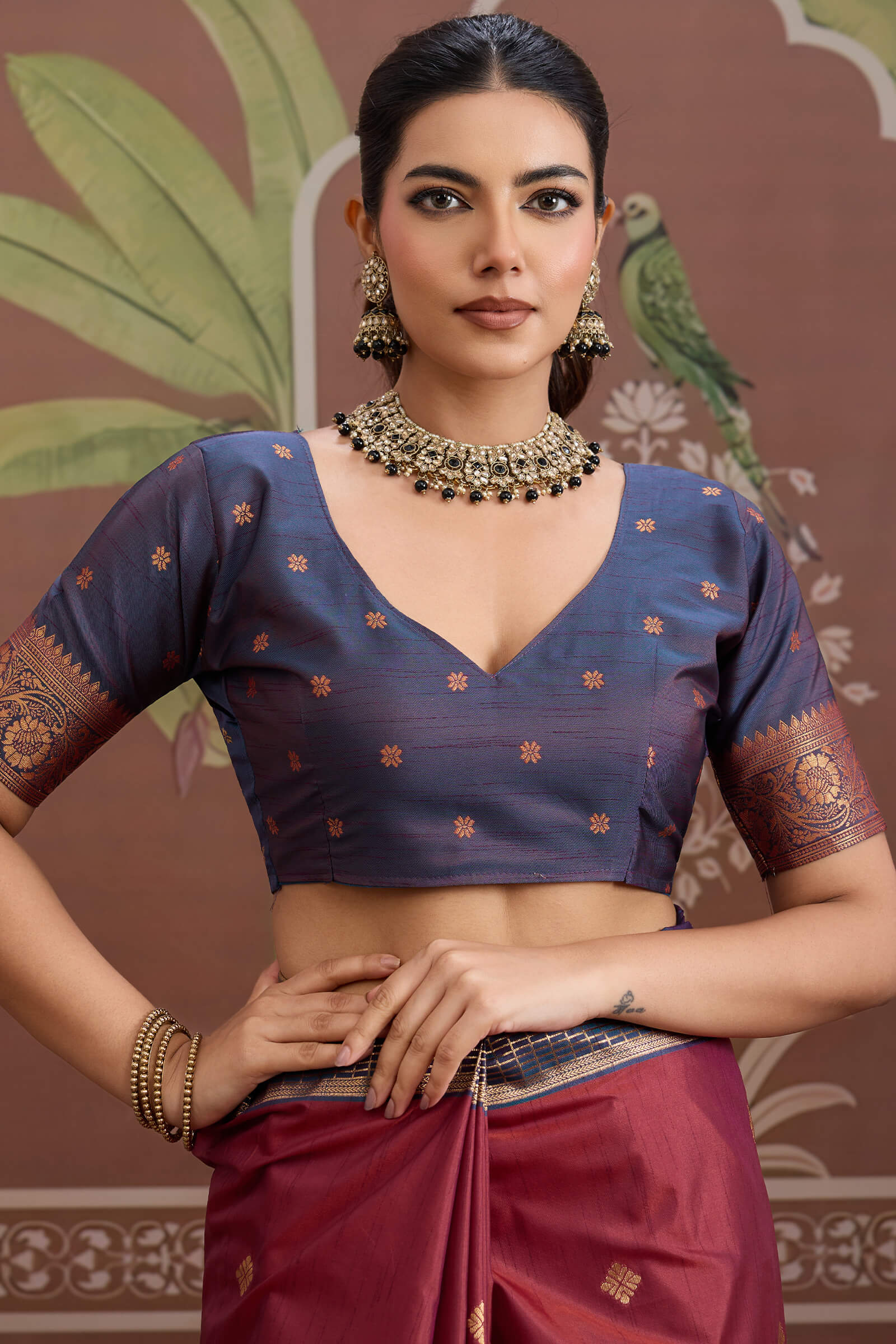 Enchanting Maroon Banarasi Tussar Silk Saree With Jubilant Blouse Piece - Image 4