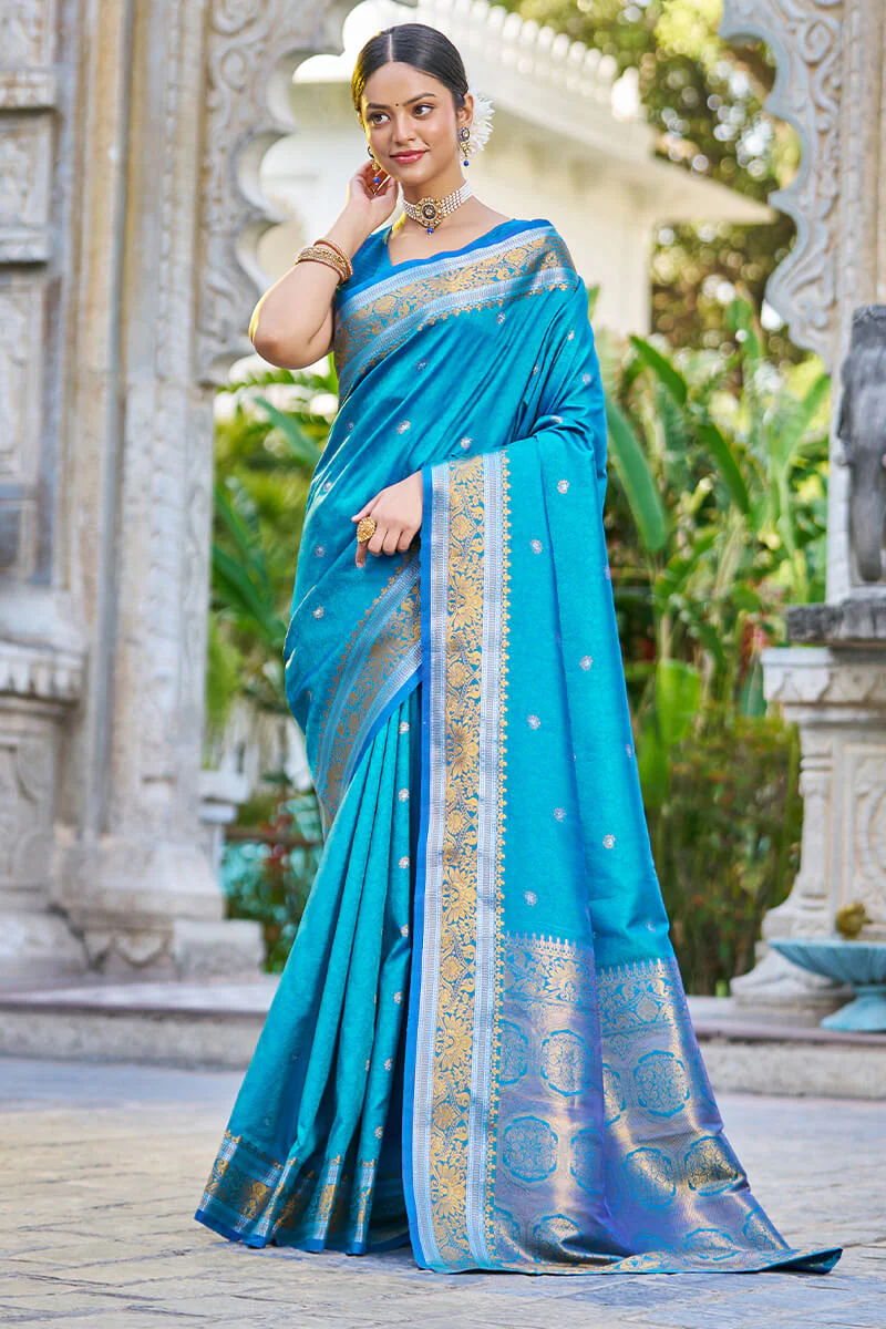 Energetic Firozi Kanjivaram Silk Saree With Traditional Blouse Piece - Image 3