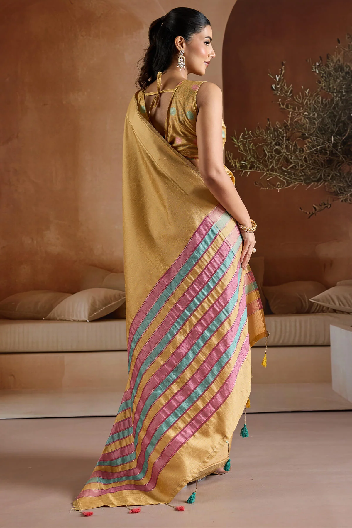 Energetic Yellow Soft Banarasi Bhagalpuri Silk Saree With Moiety Blouse Piece - Image 5