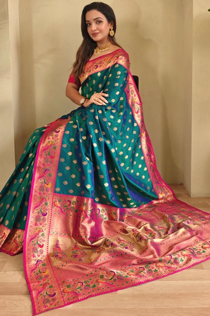 Engaging Rama Paithani Silk Saree With Glowing Blouse Piece - Image 2
