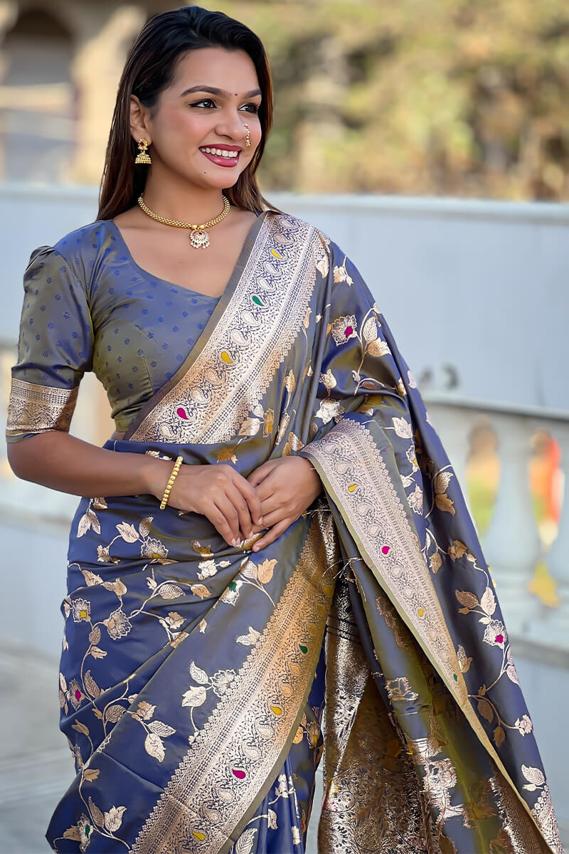 Engrossing Blue Soft Banarasi Silk Saree With Desiring Blouse Piece - Image 4