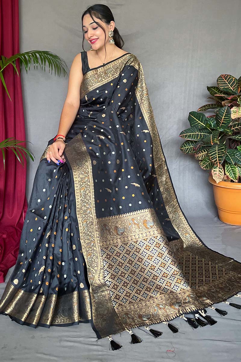 Enigmatic Black Soft Banarasi Silk Saree With Enamoring Blouse Piece - Image 3