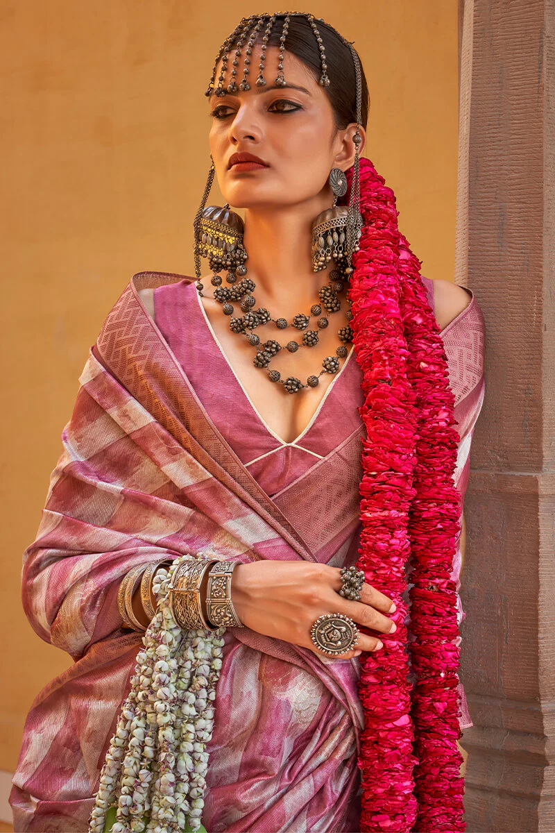Entrancing Wine Digital Printed Cotton Silk Saree With Scrumptious Blouse Piece - Image 2