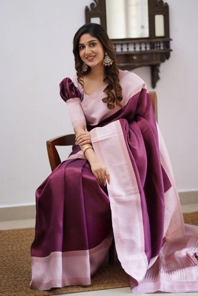 Entrancing Wine Soft Silk Saree With Stunner Blouse Piece - Image 4
