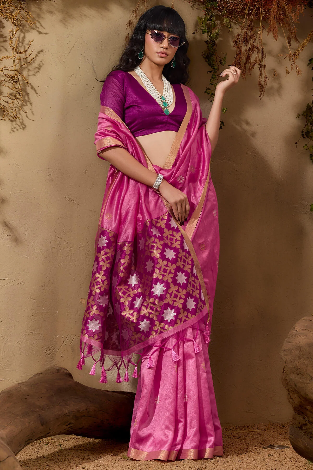 Epiphany Pink Pure Zari Weaving Banarasi Tussar Silk Saree With Beauteous Blouse Piece - Image 4