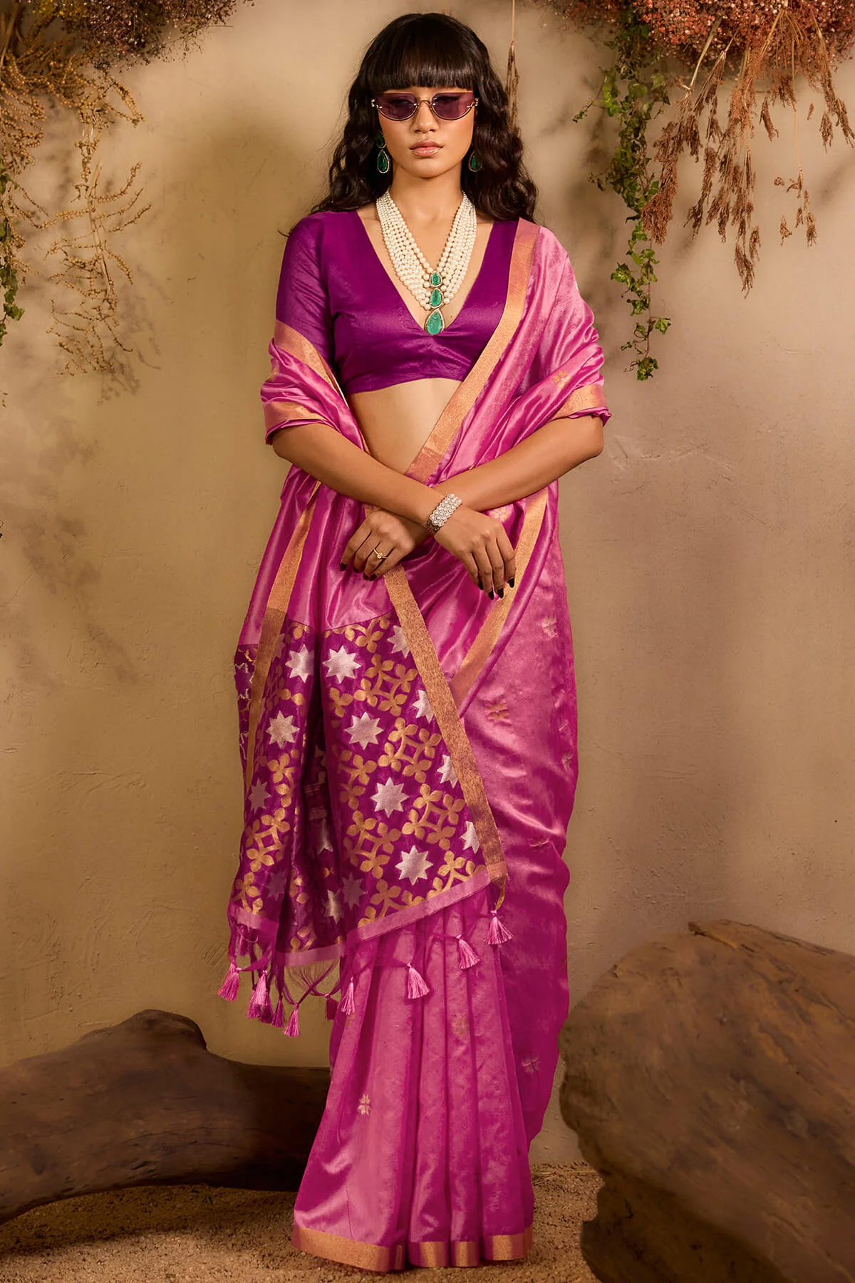 Epiphany Pink Pure Zari Weaving Banarasi Tussar Silk Saree With Beauteous Blouse Piece - Image 5