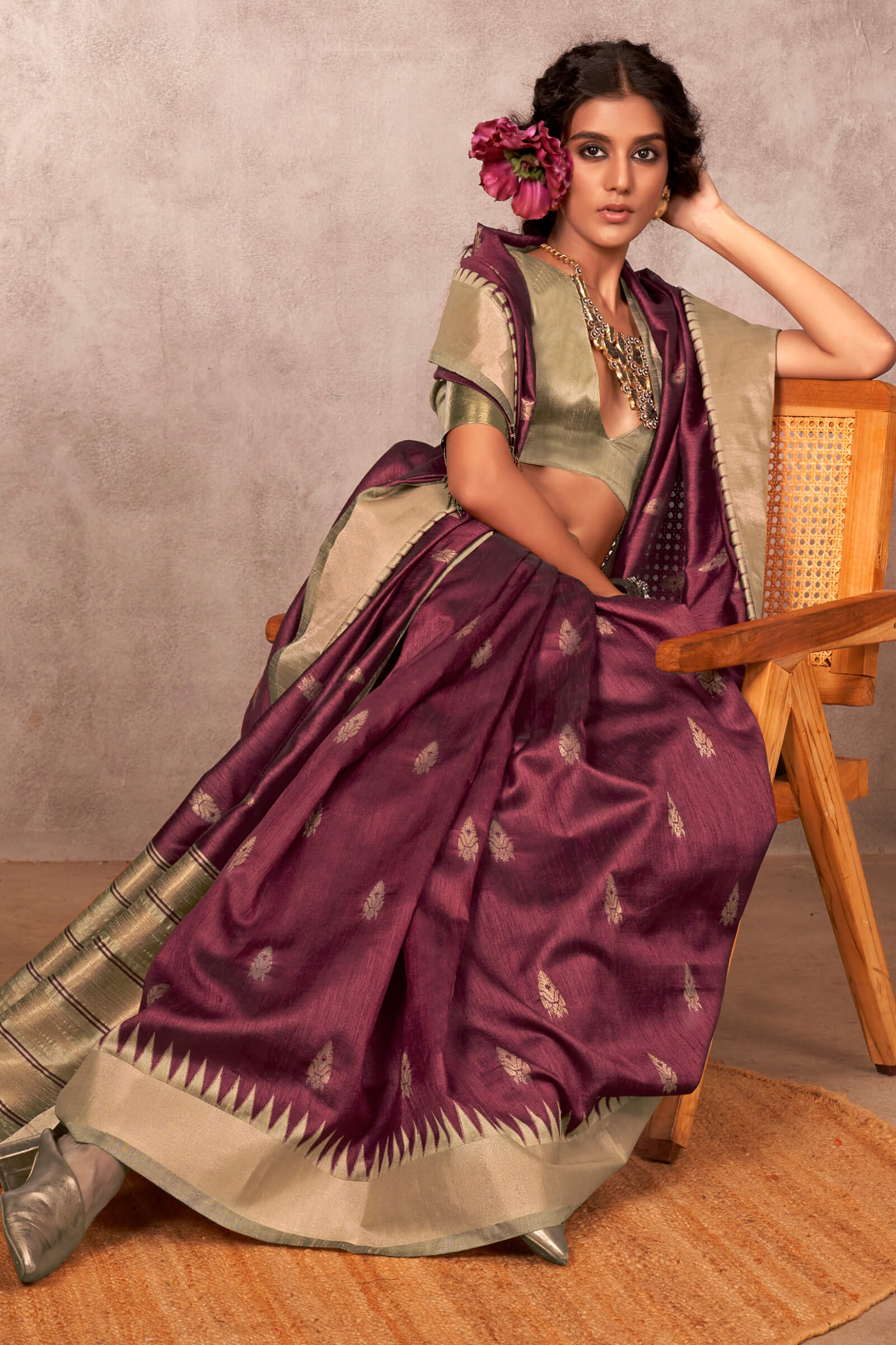 Ethnic Purple Soft Banarasi Silk Saree With Murmurous Blouse Piece - Image 2