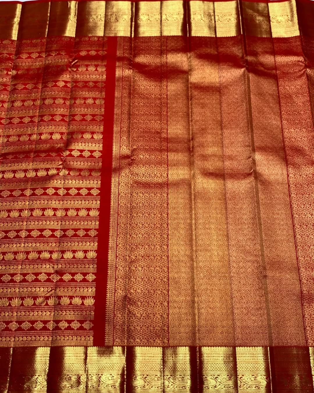 Ethnic Red Soft Banarasi Silk Saree With Prominent Blouse Piece - Image 5