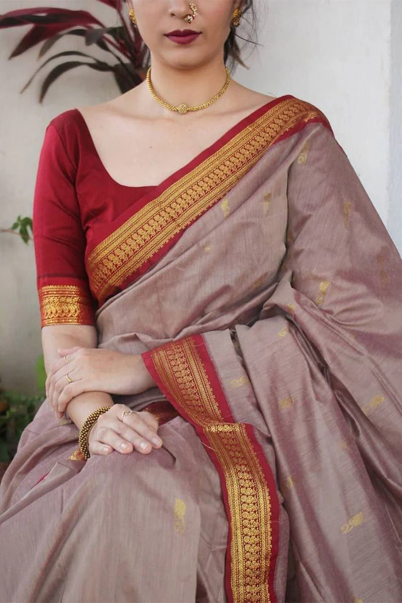 Evanescent Grey Soft Silk Saree With Murmurous Blouse Piece - Image 3