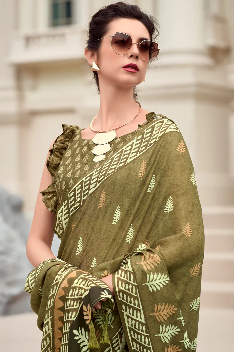 Evanescent Mehndi Printed Mul Cotton Saree With Serendipity Blouse Piece - Image 2