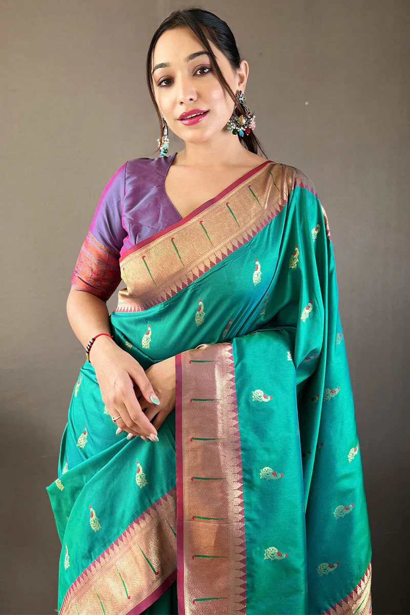 Evanescent Turquoise Paithani Silk Saree With Palimpsest Blouse Piece - Image 2