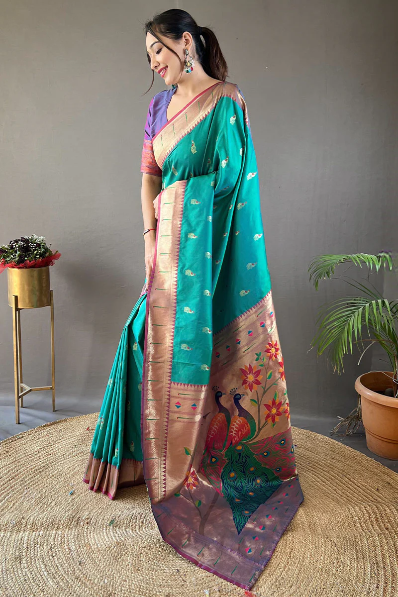 Evanescent Turquoise Paithani Silk Saree With Palimpsest Blouse Piece - Image 3