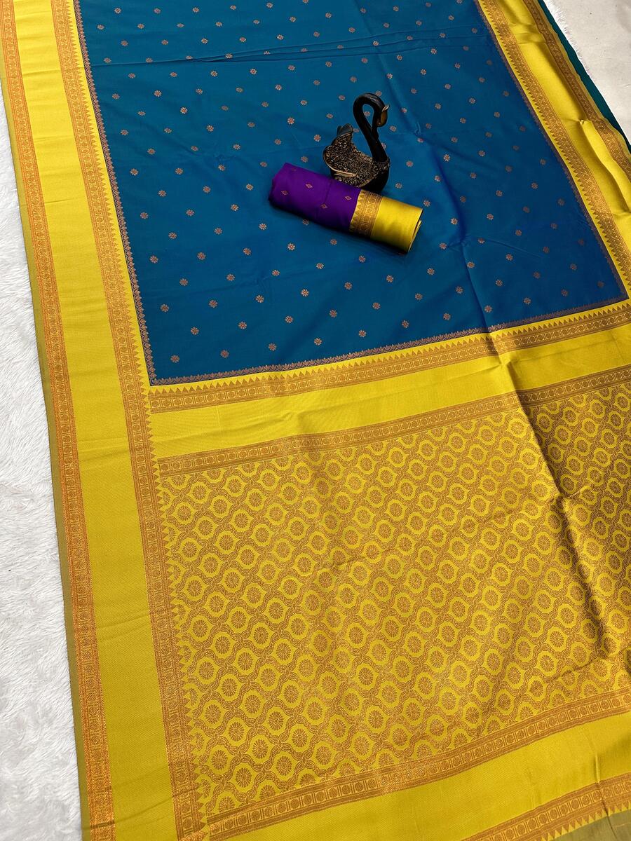 Evocative Blue Soft Banarasi Silk Saree With Classy Blouse Piece - Image 2